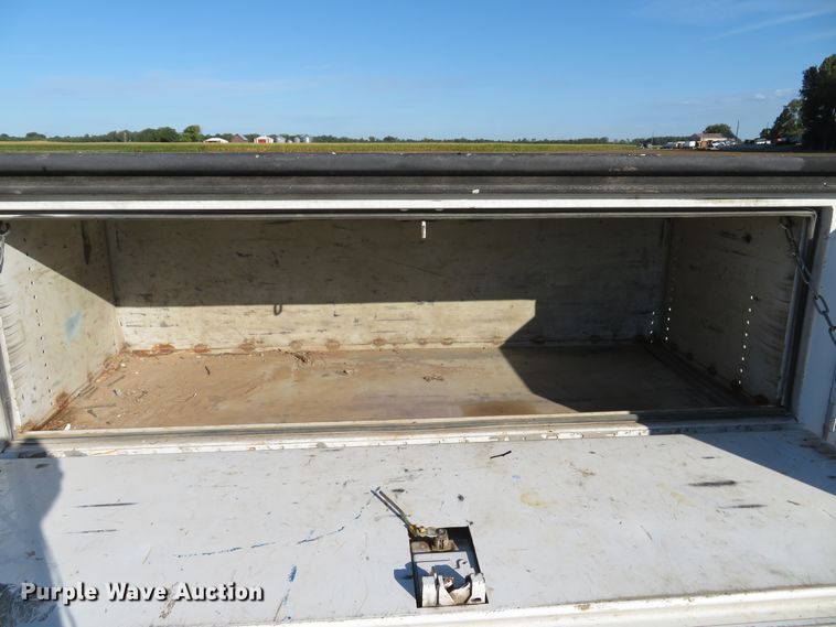 image for item DH1566 2001 Freightliner FL60 utility truck