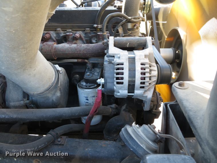 image for item DH1566 2001 Freightliner FL60 utility truck