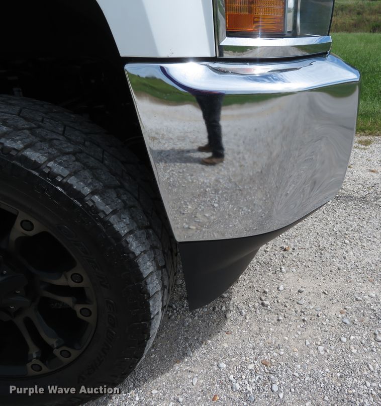 image for item DH1567 2015 Chevrolet Silverado 3500HD LT Crew Cab pickup truck