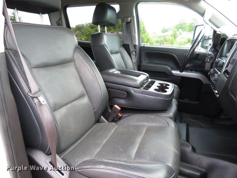 image for item DH1567 2015 Chevrolet Silverado 3500HD LT Crew Cab pickup truck