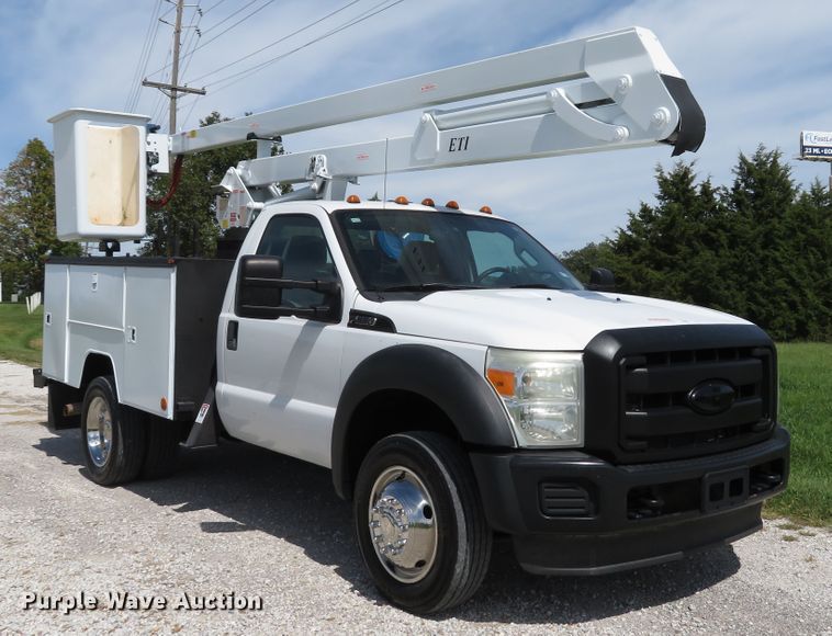 image for item DH1568 2011 Ford F550 Super Duty XL bucket truck
