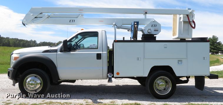 image for item DH1568 2011 Ford F550 Super Duty XL bucket truck