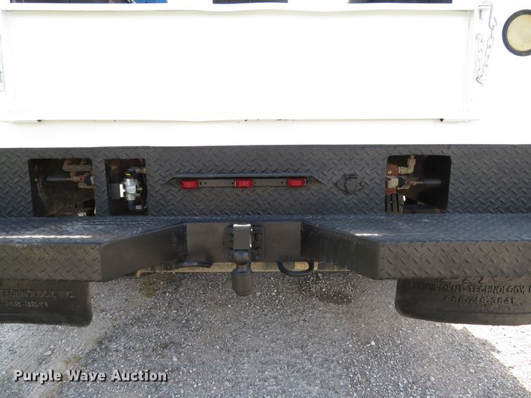 image for item DH1568 2011 Ford F550 Super Duty XL bucket truck