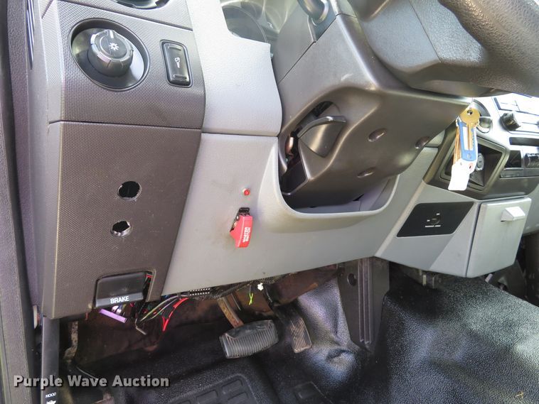 image for item DH1568 2011 Ford F550 Super Duty XL bucket truck