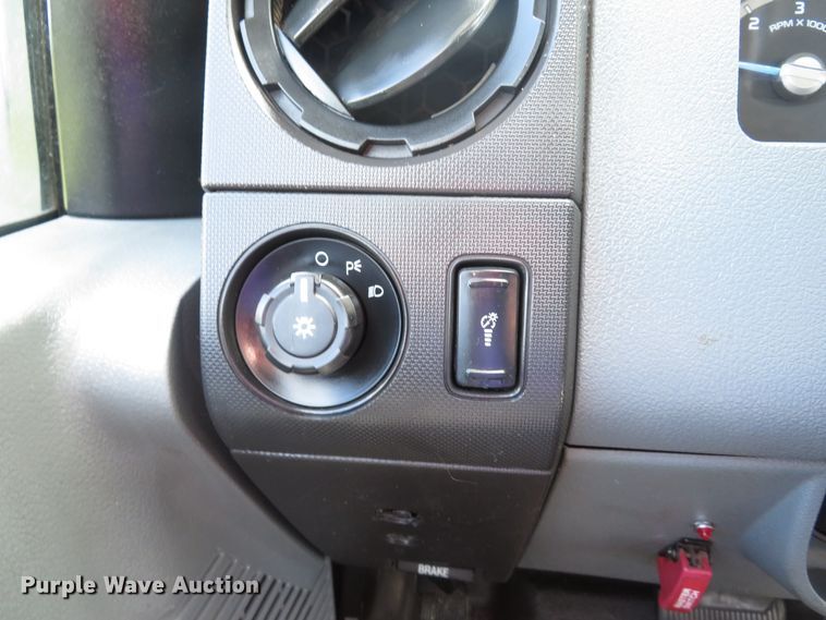 image for item DH1568 2011 Ford F550 Super Duty XL bucket truck