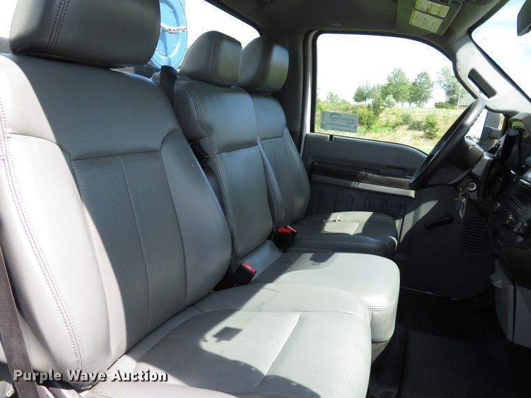 image for item DH1568 2011 Ford F550 Super Duty XL bucket truck