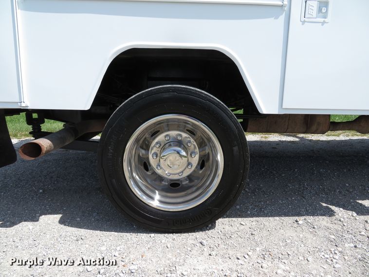 image for item DH1568 2011 Ford F550 Super Duty XL bucket truck