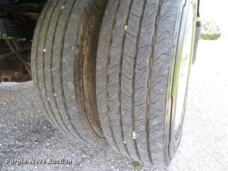 image for item DH1568 2011 Ford F550 Super Duty XL bucket truck