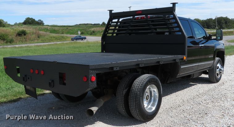 image for item DH1570 2015 Chevrolet Silverado 3500HD LTZ Crew Cab flatbed pickup truck