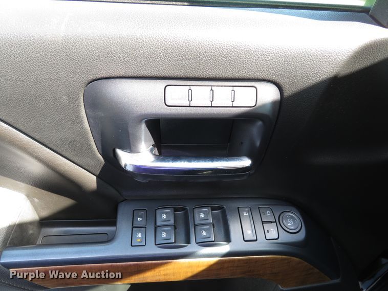 image for item DH1570 2015 Chevrolet Silverado 3500HD LTZ Crew Cab flatbed pickup truck