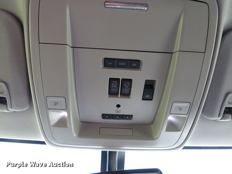 image for item DH1570 2015 Chevrolet Silverado 3500HD LTZ Crew Cab flatbed pickup truck