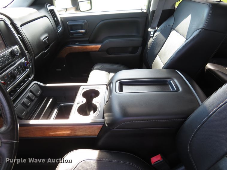 image for item DH1570 2015 Chevrolet Silverado 3500HD LTZ Crew Cab flatbed pickup truck