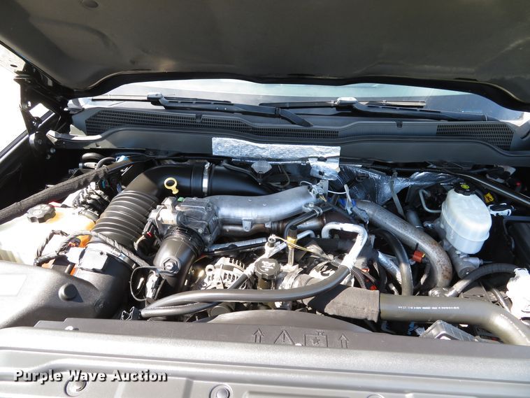 image for item DH1570 2015 Chevrolet Silverado 3500HD LTZ Crew Cab flatbed pickup truck