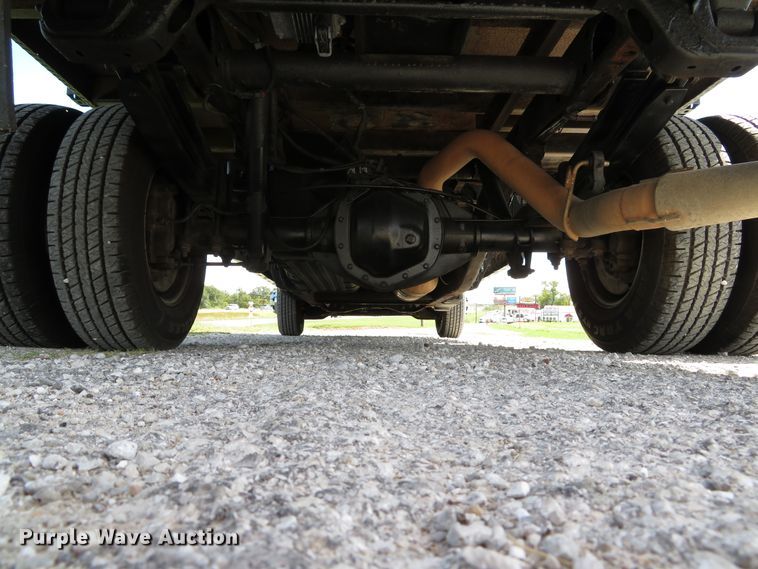 image for item DH1570 2015 Chevrolet Silverado 3500HD LTZ Crew Cab flatbed pickup truck