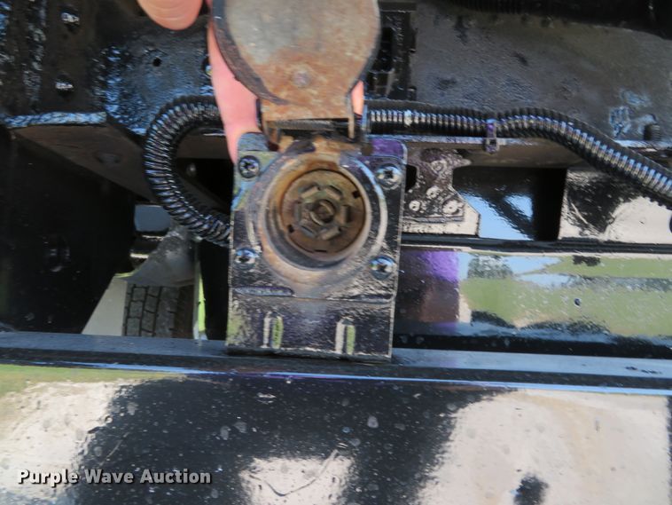 image for item DH1579 2011 Chevrolet Silverado 3500HD utility bed pickup truck