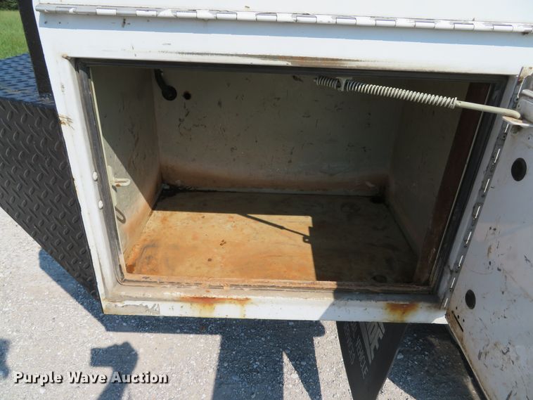 image for item DH1579 2011 Chevrolet Silverado 3500HD utility bed pickup truck