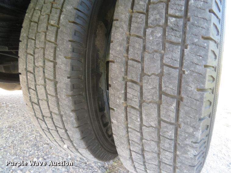 image for item DH1579 2011 Chevrolet Silverado 3500HD utility bed pickup truck