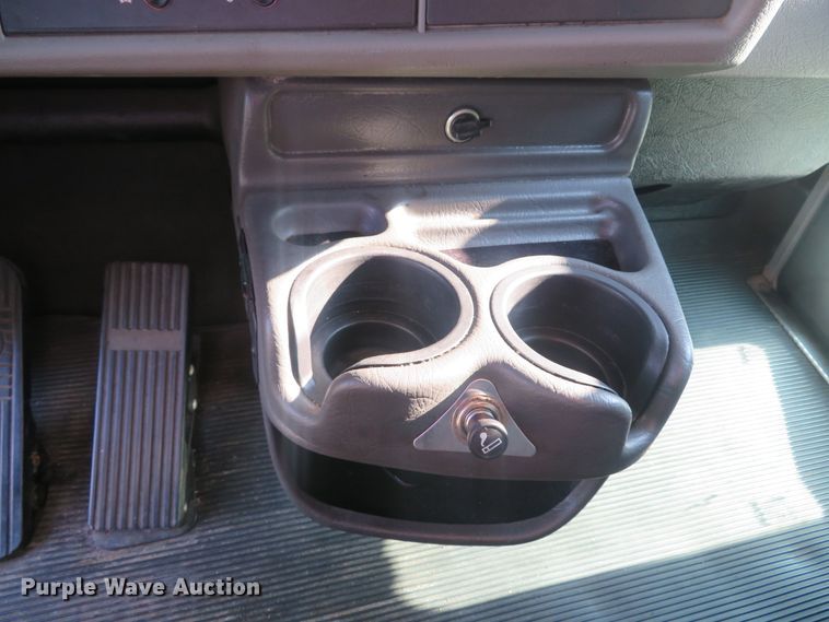 image for item DH1582 2012 Kenworth T270 box truck