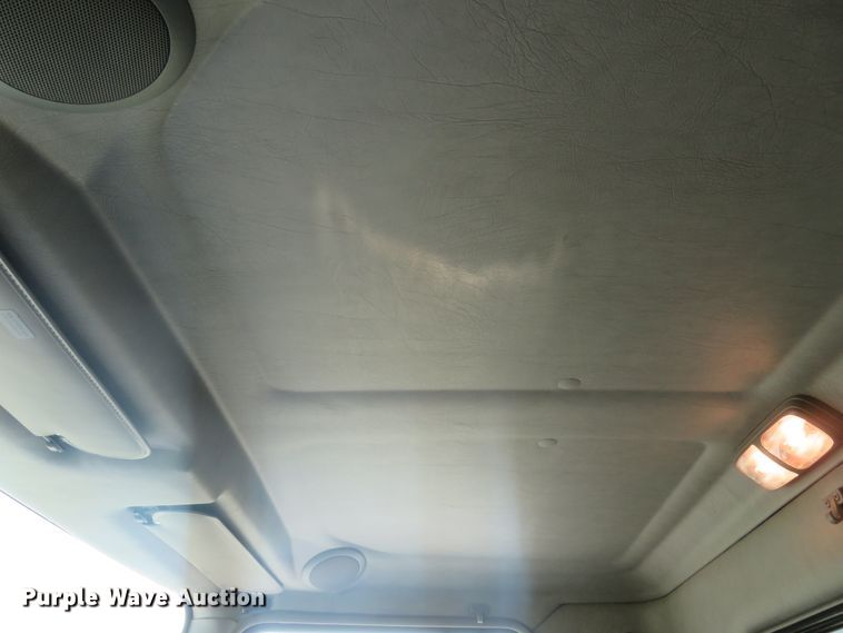 image for item DH1582 2012 Kenworth T270 box truck