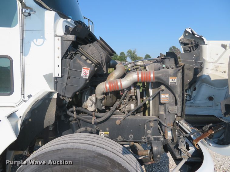 image for item DH1582 2012 Kenworth T270 box truck