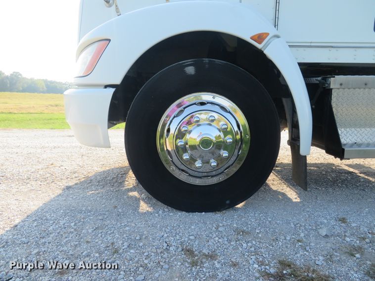 image for item DH1582 2012 Kenworth T270 box truck