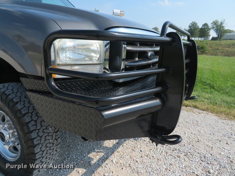 image for item DH1584 2002 Ford F350 Super Duty Lariat Crew Cab pickup truck