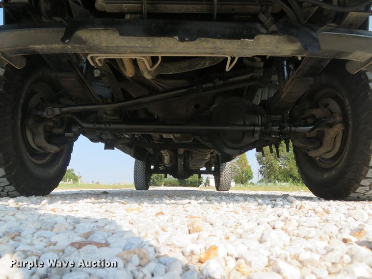 image for item DH1584 2002 Ford F350 Super Duty Lariat Crew Cab pickup truck