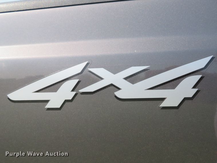 image for item DH1584 2002 Ford F350 Super Duty Lariat Crew Cab pickup truck