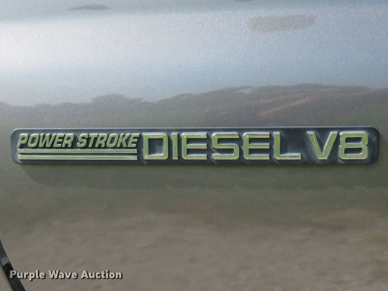 image for item DH1584 2002 Ford F350 Super Duty Lariat Crew Cab pickup truck