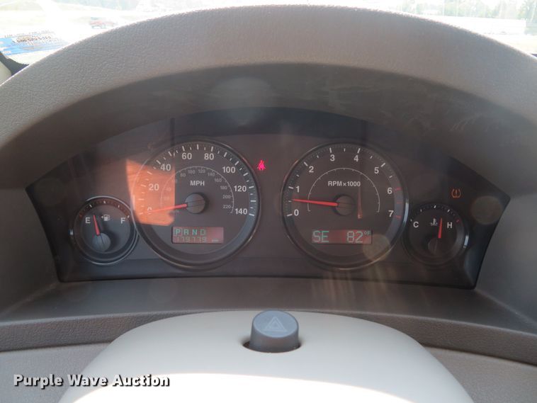 image for item DH1585 2005 Jeep Grand Cherokee Laredo SUV