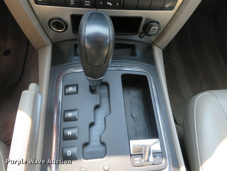 image for item DH1585 2005 Jeep Grand Cherokee Laredo SUV