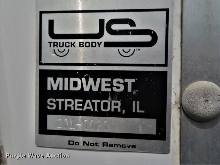 image for item DH1586 2002 Chevrolet Express G3500 box truck