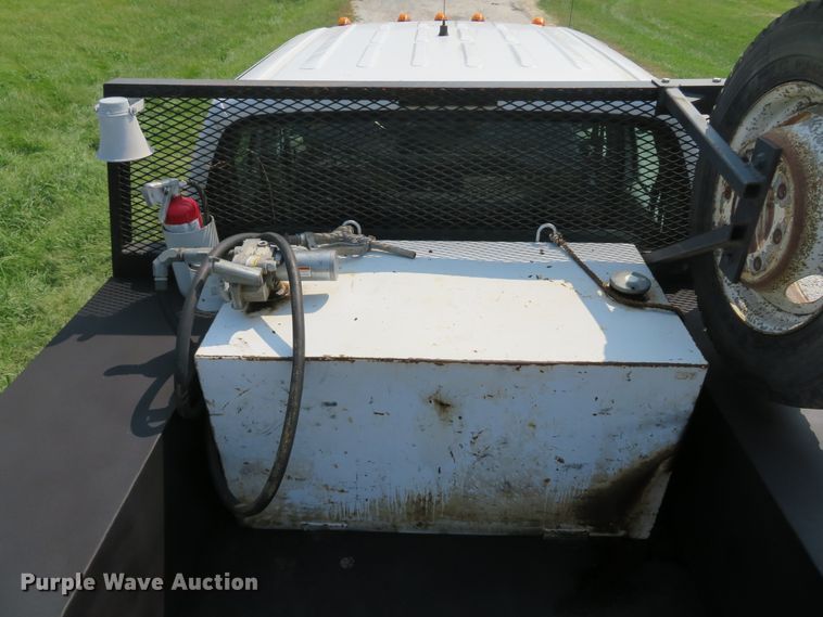 image for item DH1588 1999 Ford F550 Super Duty Crew Cab flatbed truck