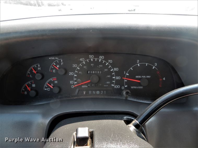 image for item DH1588 1999 Ford F550 Super Duty Crew Cab flatbed truck