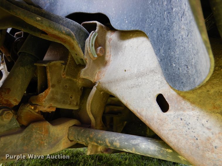 image for item DH2058 2009 GMC Sierra 3500HD flatbed pickup truck