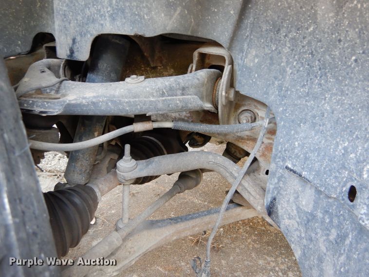 image for item DH2058 2009 GMC Sierra 3500HD flatbed pickup truck