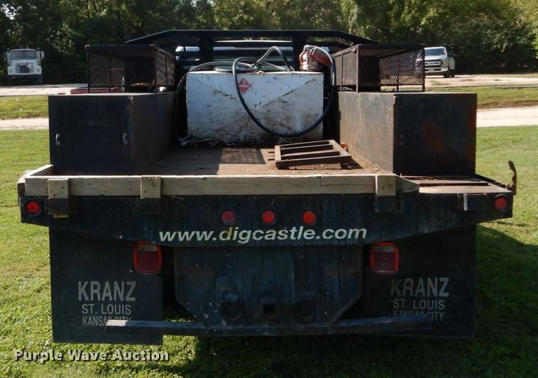 image for item DH2063 2012 GMC Sierra 3500HD flatbed pickup truck