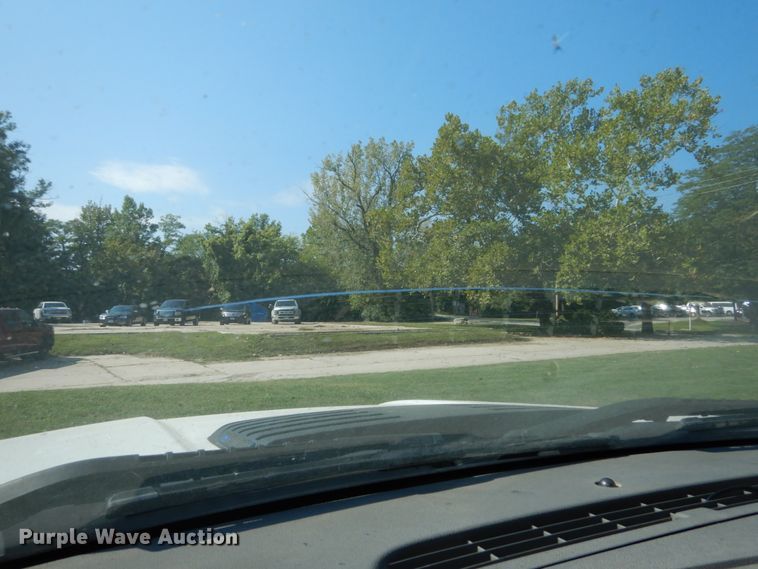 image for item DH2063 2012 GMC Sierra 3500HD flatbed pickup truck