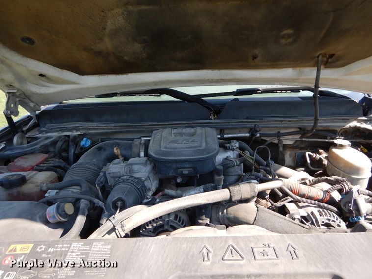 image for item DH2063 2012 GMC Sierra 3500HD flatbed pickup truck