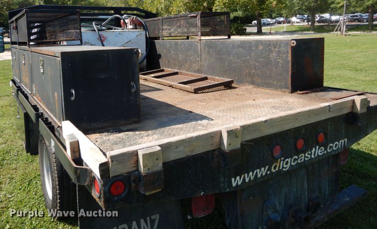 image for item DH2063 2012 GMC Sierra 3500HD flatbed pickup truck