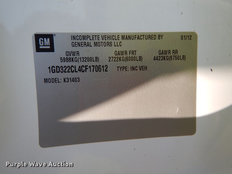 image for item DH2063 2012 GMC Sierra 3500HD flatbed pickup truck