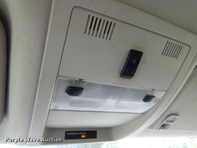 image for item DH2064 2012 GMC Sierra 3500HD flatbed pickup truck