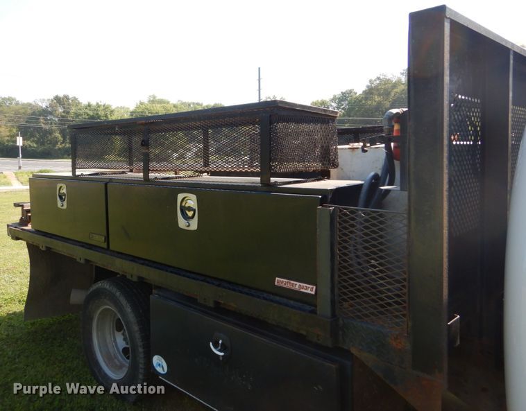 image for item DH2064 2012 GMC Sierra 3500HD flatbed pickup truck