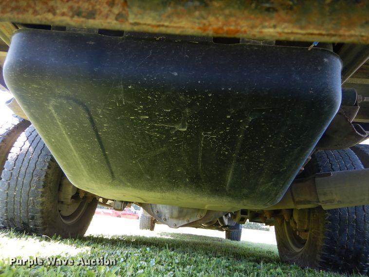 image for item DH2064 2012 GMC Sierra 3500HD flatbed pickup truck