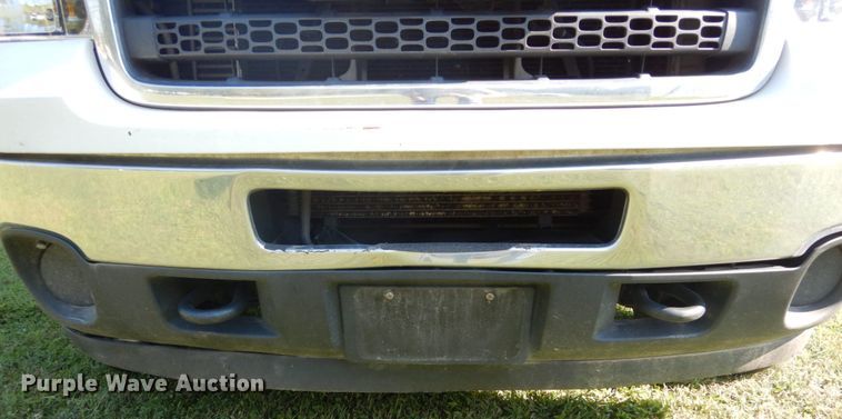 image for item DH2065 2012 GMC Sierra 3500HD flatbed pickup truck