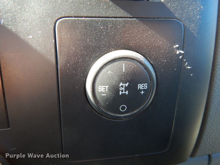 image for item DH2065 2012 GMC Sierra 3500HD flatbed pickup truck