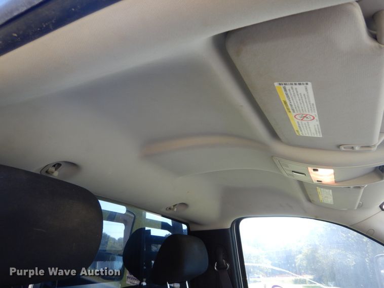 image for item DH2065 2012 GMC Sierra 3500HD flatbed pickup truck