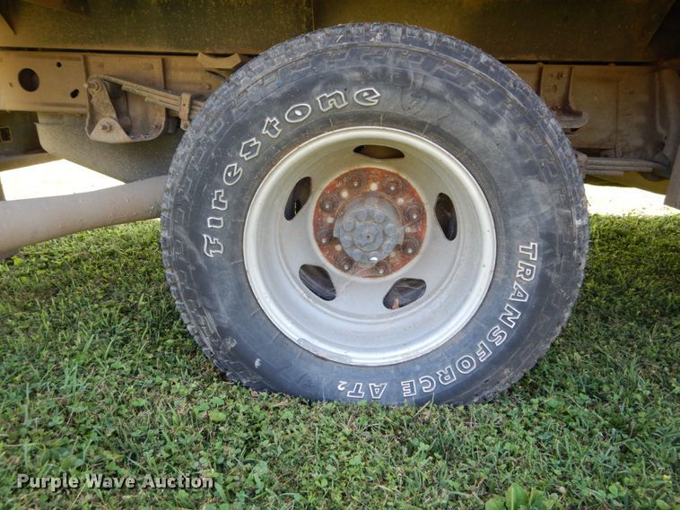 image for item DH2065 2012 GMC Sierra 3500HD flatbed pickup truck