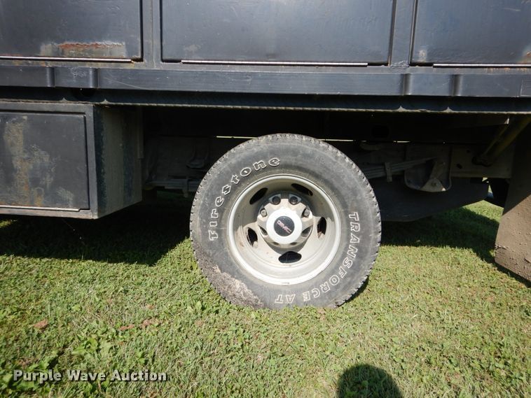 image for item DH2065 2012 GMC Sierra 3500HD flatbed pickup truck