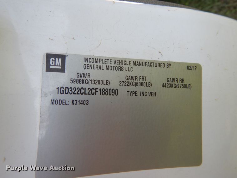 image for item DH2065 2012 GMC Sierra 3500HD flatbed pickup truck